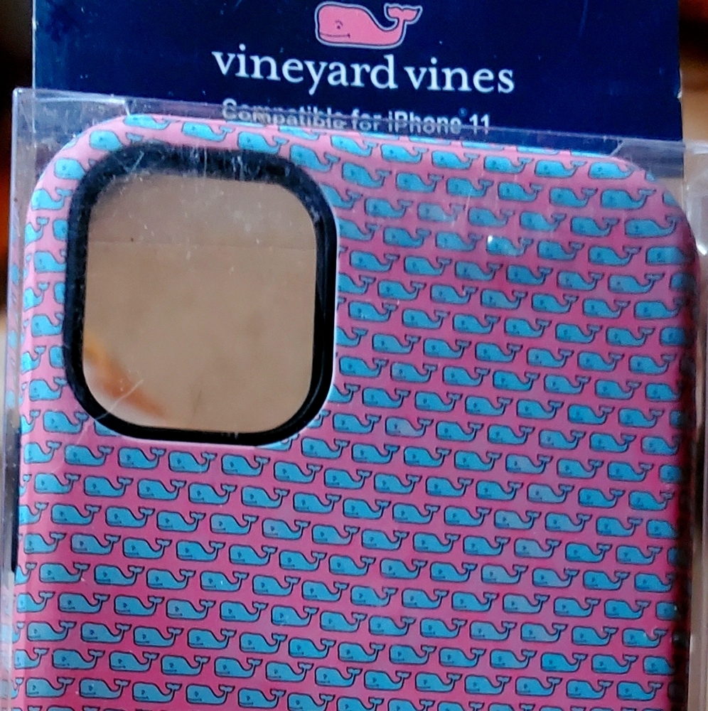 iPhone 11 Vinyard Vines Whale case